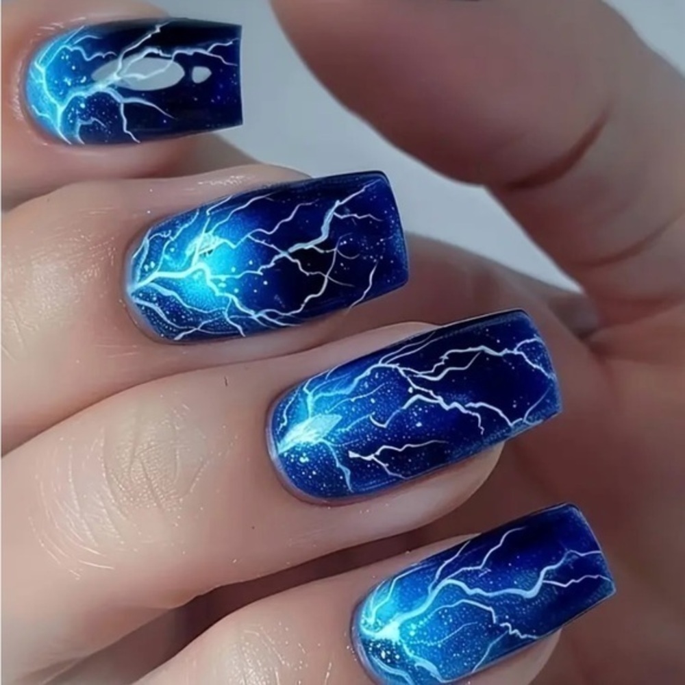 Blue Lighting Fake Press On Nails NWT